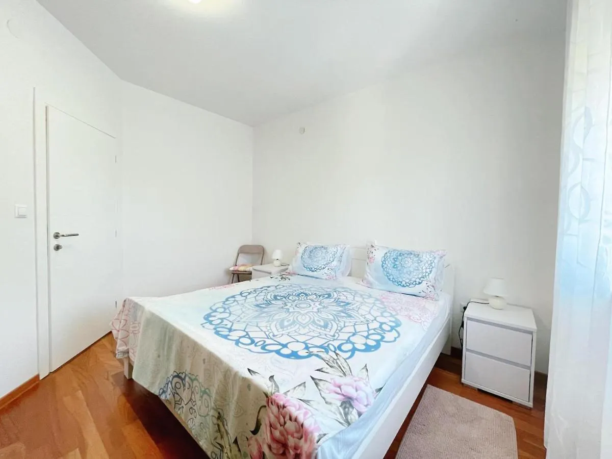 Dolce Apartment Vinkuran Croatia